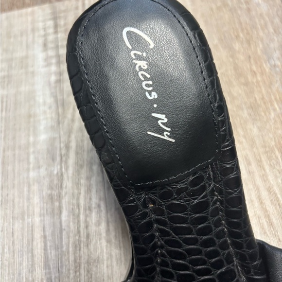 NWOT Circus NY Sam Edelman Slade Puffy Kitten Heel Mule - Picture 6 of 6